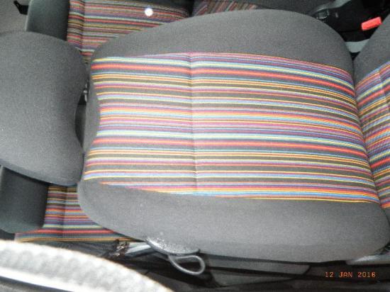 Sitz rechts vorne VW Fox Schrägheck (5Z) Bild Sitz rechts vorne VW Fox Schrägheck (5Z)