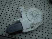 Motor Fensterheber links vorne VW Sharan (7N) 8K0959802B