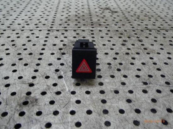 Schalter für Warnblinker VW Polo IV (9N, 9A) 6Q0953235 Bild Schalter für Warnblinker VW Polo IV (9N, 9A) 6Q0953235