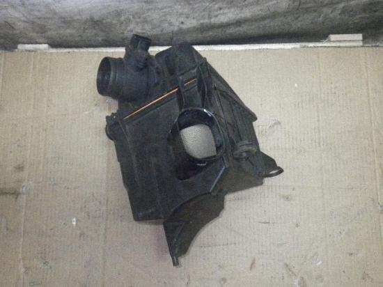 Luftfiltergehäuse VW Fox Schrägheck (5Z) 038906461 B VW Bild Luftfiltergehäuse VW Fox Schrägheck (5Z) 038906461 B VW