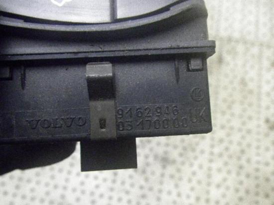 Schalter für Tankklappe VOLVO V70 I (875, 876) 9162946 Bild Schalter für Tankklappe VOLVO V70 I (875, 876) 9162946