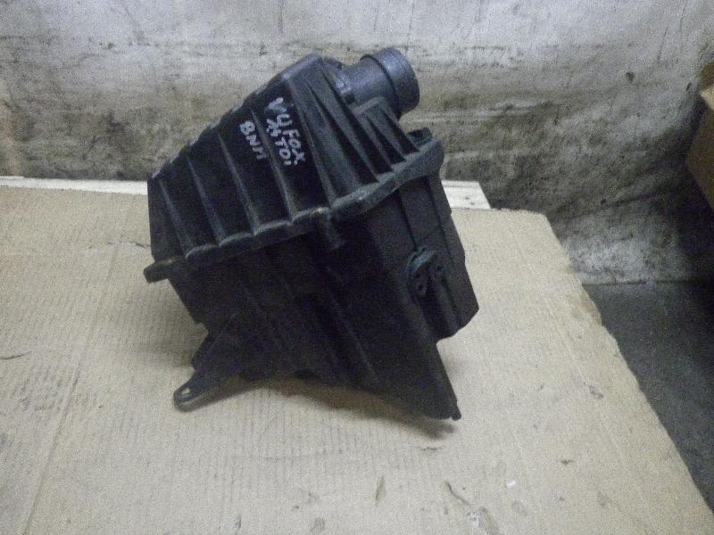 Luftfiltergehäuse VW Fox Schrägheck (5Z) 038906461 B VW Bild Luftfiltergehäuse VW Fox Schrägheck (5Z) 038906461 B VW