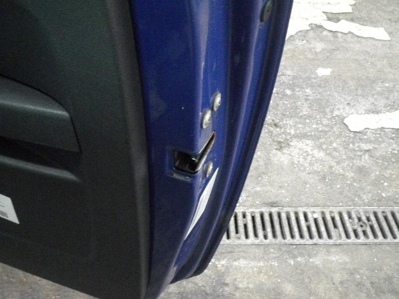 Türschloss rechts vorne VW Fox Schrägheck (5Z) 5Z1837016AA Bild Türschloss rechts vorne VW Fox Schrägheck (5Z) 5Z1837016AA