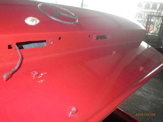 Heckklappe / Heckdeckel MERCEDES-BENZ 124 Stufenheck (W124) Bild Heckklappe / Heckdeckel MERCEDES-BENZ 124 Stufenheck (W124)