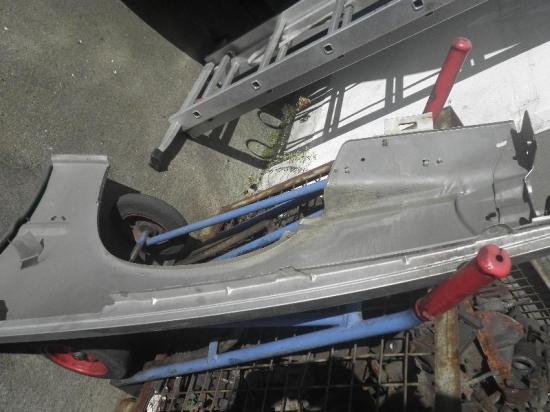 Kotflügel rechts vorne VOLVO V70 I (875, 876) 9152680 Bild Kotflügel rechts vorne VOLVO V70 I (875, 876) 9152680