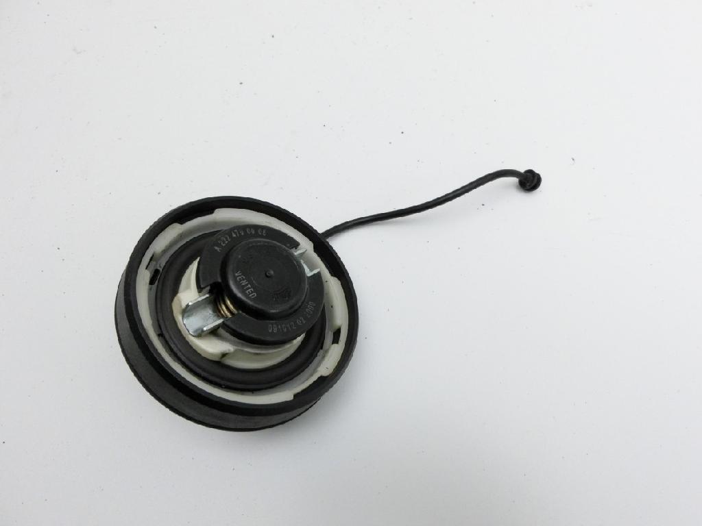 Mercedes W176 A200 12-15 Einfüllverschluss Schraubverschluss Tankdeckel Verschluss Tankverschluss
