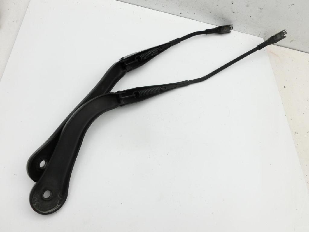 BMW E91 318D LCi 08-13 2x Scheibenwischer Wischarm Vorne Bild BMW E91 318D LCi 08-13 2x Scheibenwischer Wischarm Vorne