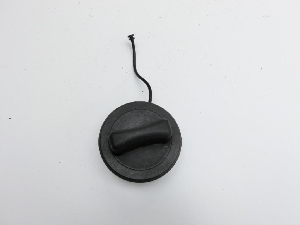 Mercedes W176 A200 12-15 Einfüllverschluss Schraubverschluss Tankdeckel Verschluss Tankverschluss