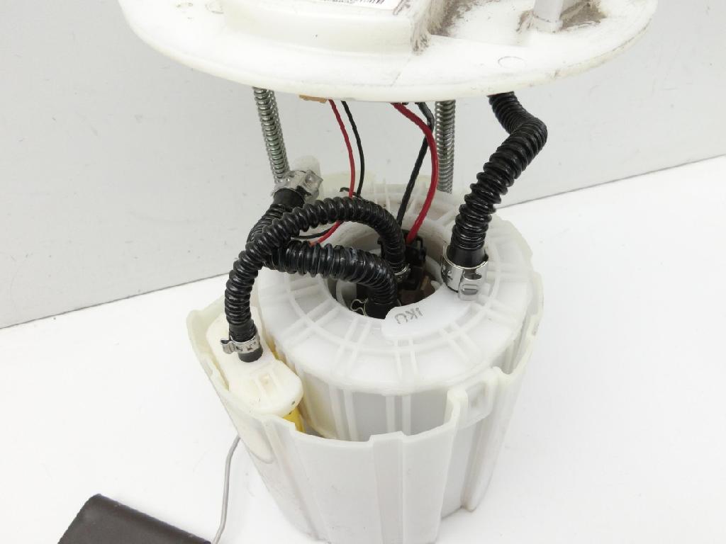 Mercedes CLA 250 C117 13-16 2,0i 125KW Kraftstoffpumpe Kraftstoff F?rderpumpe Tankgeber