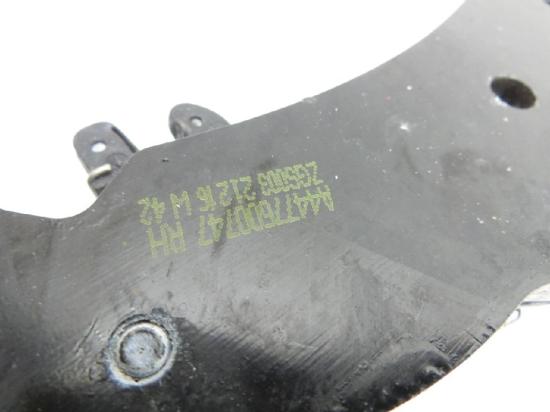Mercedes W447 W640 Vito 14-19 lang Führungsrolle für Schiebetür Rechts Mitte Unten Bild Mercedes W447 W640 Vito 14-19 lang Führungsrolle für Schiebetür Rechts Mitte Unten