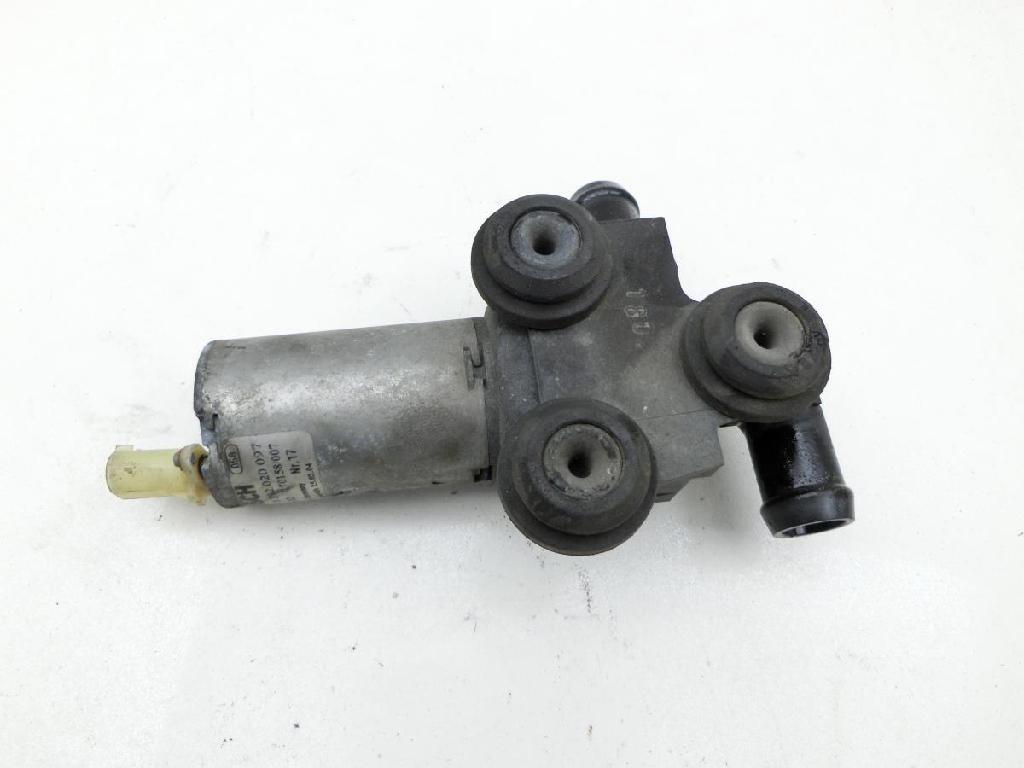 BMW 1er E87 120i 04-07 2,0 110KW Umwelzpumpe Heizung Pumpe Zusatzpumpe