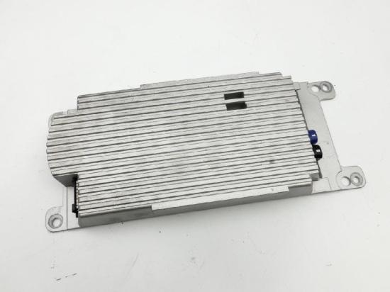 BMW E91 318D LCi 08-13 Verst?rker Endstufe f?r Soundsystem Bild BMW E91 318D LCi 08-13 Verst?rker Endstufe f?r Soundsystem