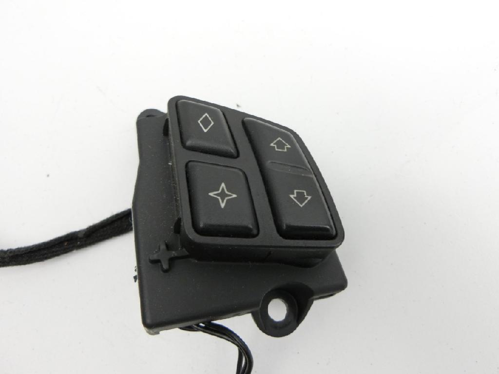 BMW E91 330XD 05-08 Lenkradschalter Multifunktionstasten Lenkrad Schalter Links und Rechts Bild BMW E91 330XD 05-08 Lenkradschalter Multifunktionstasten Lenkrad Schalter Links und Rechts