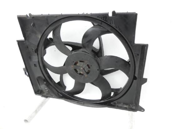 BMW E91 320D LCI 09-13 2,0d 130KW L?fter Ventilator f. K?hler Bild BMW E91 320D LCI 09-13 2,0d 130KW L?fter Ventilator f. K?hler