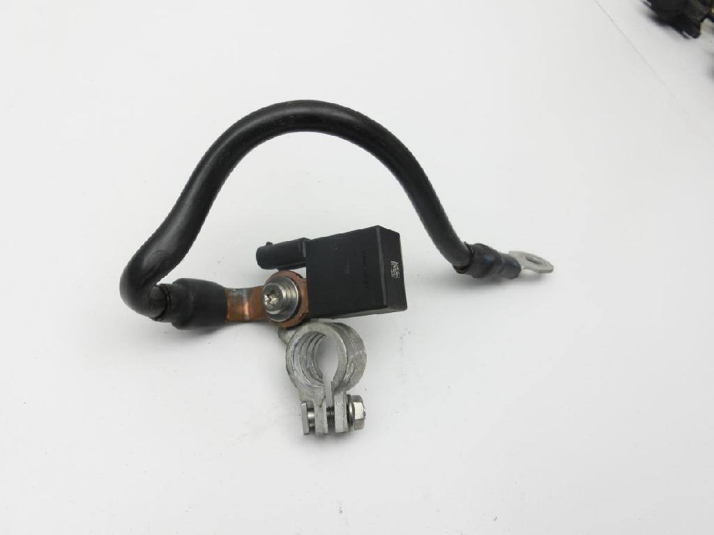 Mercedes A207 C207 E250 11-13 Relais Sicherungsmodul für Spannungsverteilung Batteriekabel Minus