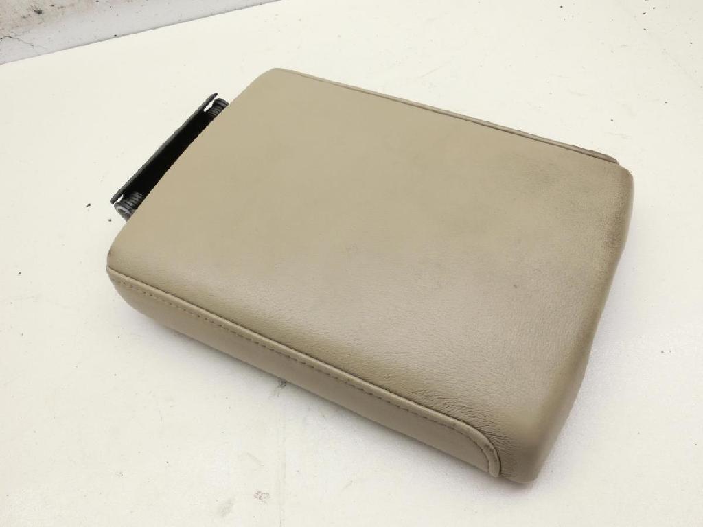 Cadillac STS 07-11 Armlehne Mittelarmlehne Auflage mit Becherhalter für Rücksitzbank Bild Cadillac STS 07-11 Armlehne Mittelarmlehne Auflage mit Becherhalter für Rücksitzbank