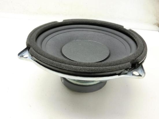 Hyundai IX35 LM 09-13 Lautsprecher Subwoofer ohne Resonanzk?rper Bild Hyundai IX35 LM 09-13 Lautsprecher Subwoofer ohne Resonanzk?rper