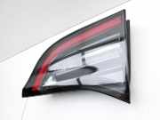 Tesla Model Y LR 20-25 5YJY Rückleuchte Heckleuchte für Klappe Innen Rechts