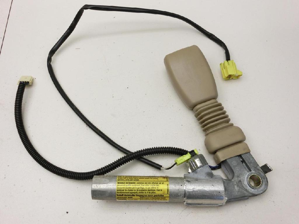 Cadillac STS 07-11 Gurtstraffer Gurtschloss Fahrer Links Vorne Bild Cadillac STS 07-11 Gurtstraffer Gurtschloss Fahrer Links Vorne