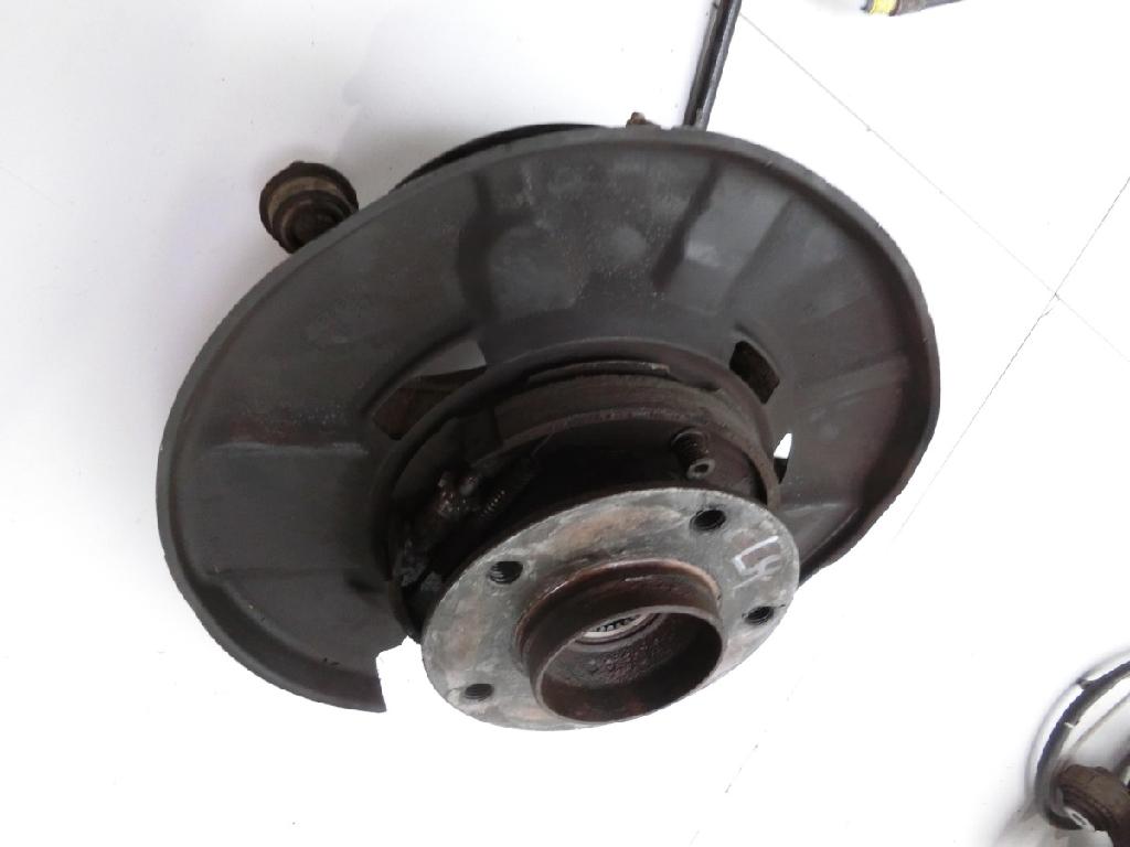 BMW E90 3er 325i 05-08 5T 2,5i 160KW Achsschenkel Radnabe mit ABS Links Hinten Bild BMW E90 3er 325i 05-08 5T 2,5i 160KW Achsschenkel Radnabe mit ABS Links Hinten