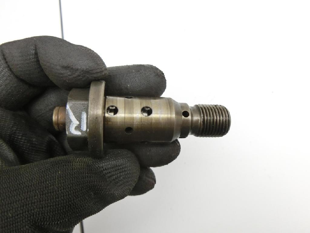 Mercedes W251 R350 07-10 3,5 200KW 272.967 Nockenwellenverstellung Magnetventil für Nockenwelle Rechts Pos.3