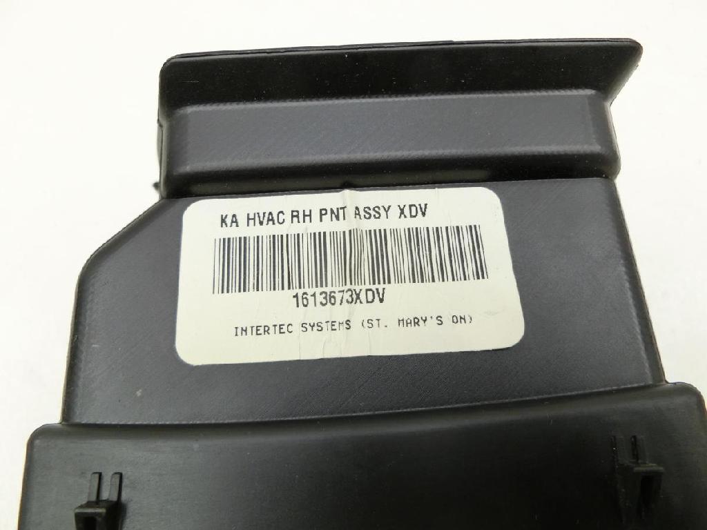Dodge Nitro 06-10 Luftdusche Luftdüse Rechts Bild Dodge Nitro 06-10 Luftdusche Luftdüse Rechts
