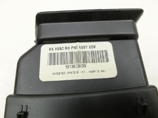 Dodge Nitro 06-10 Luftdusche Luftdüse Rechts Bild Dodge Nitro 06-10 Luftdusche Luftdüse Rechts
