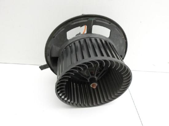 BMW E91 330XD 05-08 Gebl?semotor L?ftermotor Heizungsgebl?se Bild BMW E91 330XD 05-08 Gebl?semotor L?ftermotor Heizungsgebl?se