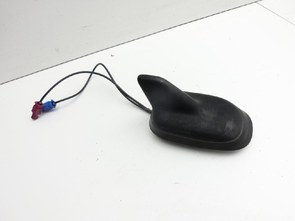 VW Passat 3C B7 10-15 Antenne Dachantenne Antennenfuß RNS