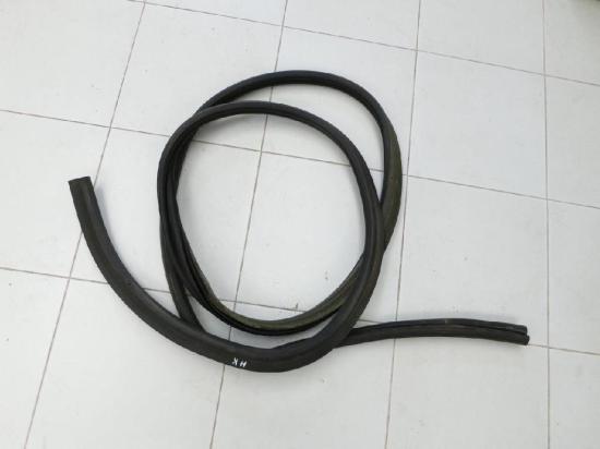 Dodge Nitro 06-10 Dichtung Rahmen für Heckklappe Kofferraum Bild Dodge Nitro 06-10 Dichtung Rahmen für Heckklappe Kofferraum