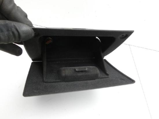 BMW E90 3er 325i 05-08 5T Ablagefach Staufach Fach Bild BMW E90 3er 325i 05-08 5T Ablagefach Staufach Fach