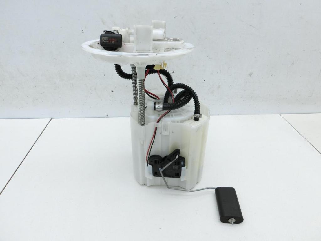 Mercedes CLA 180 C117 13-19 1,6 90KW Kraftstoffpumpe Kraftstoff Förderpumpe Tankgeber
