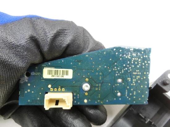 BMW E93 330I 07-13 Relais Wegfahrsperre Lenkradschloss Bild BMW E93 330I 07-13 Relais Wegfahrsperre Lenkradschloss