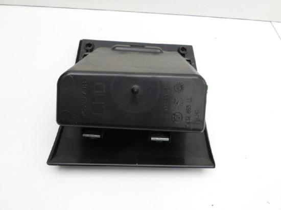 BMW E90 3er 325i 05-08 5T Ablagefach Staufach Fach Bild BMW E90 3er 325i 05-08 5T Ablagefach Staufach Fach