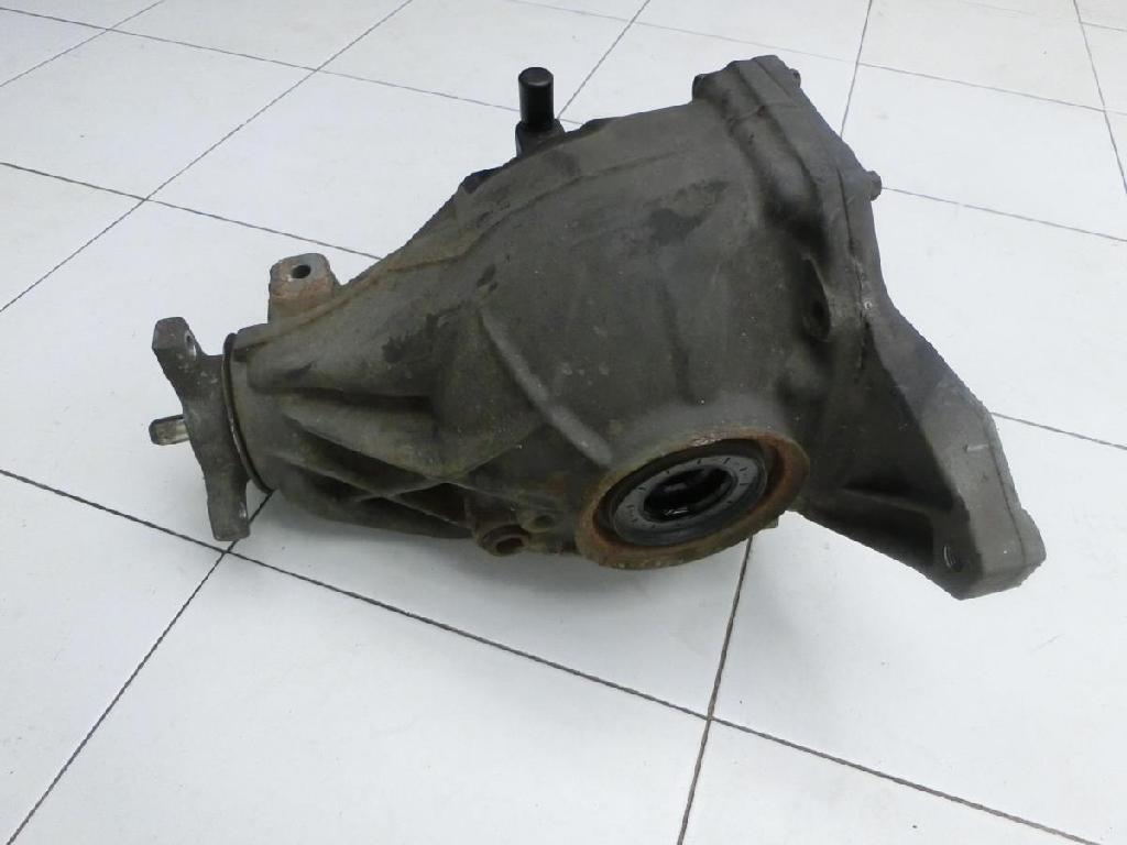 Mercedes W212 E200 13-16 CDI 2,2 100KW Differential Hinterachsgetriebe Hinten 2,65