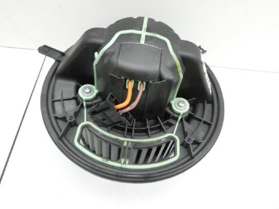 BMW E91 320D LCI 09-13 Gebl?semotor L?ftermotor Heizungsgebl?se Bild BMW E91 320D LCI 09-13 Gebl?semotor L?ftermotor Heizungsgebl?se