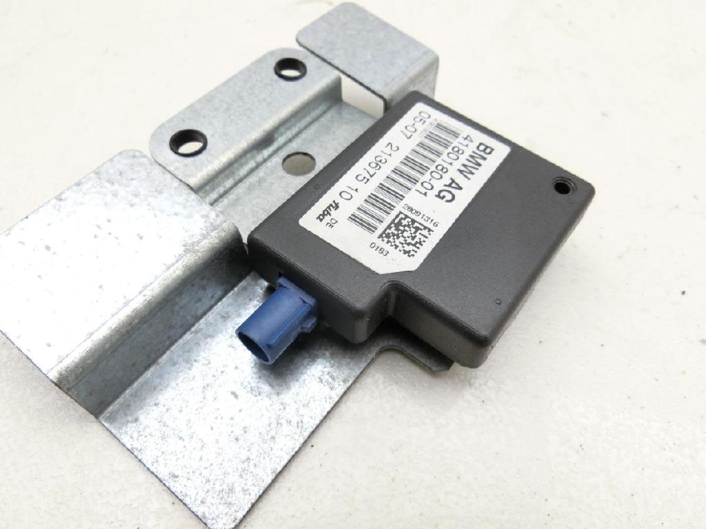 BMW E93 330I 07-13 Antennenverst?rker Weiche Antenne Pos.3 Bild BMW E93 330I 07-13 Antennenverst?rker Weiche Antenne Pos.3