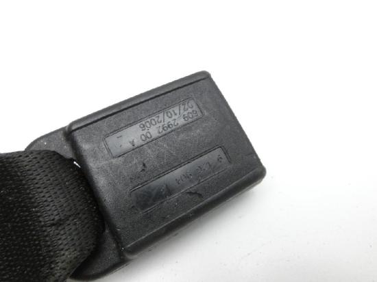 BMW E90 3er 325i 05-08 5T Gurtschloss Mitte Hinten Bild BMW E90 3er 325i 05-08 5T Gurtschloss Mitte Hinten