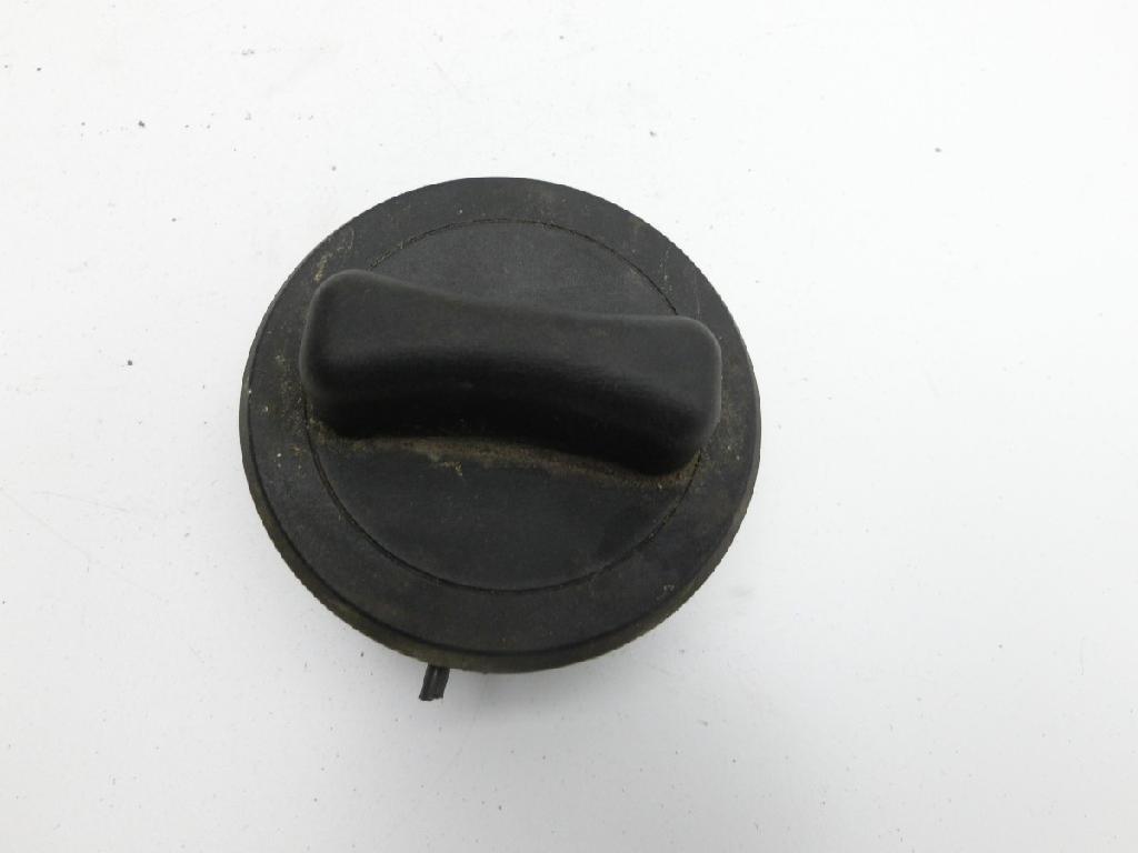 Mercedes W176 A180 15-18 Einfüllverschluss Schraubverschluss Tankdeckel Verschluss Tankverschluss