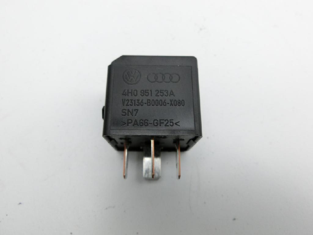 Audi A1 8X 15-18 Relais 645