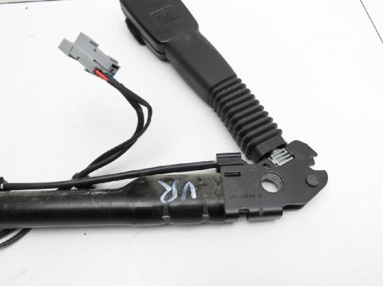 BMW E90 3er 325i 05-08 5T Gurtstraffer Fahrer Links Vorne Bild BMW E90 3er 325i 05-08 5T Gurtstraffer Fahrer Links Vorne