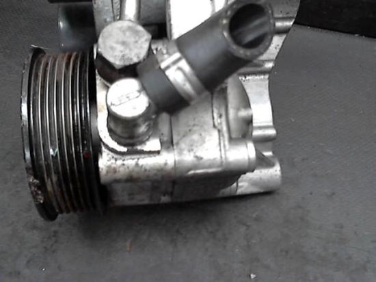 Pumpe Servolenkung Iveco 35 S 12 V L DPF Agile Daily Kasten Bild Pumpe Servolenkung Iveco 35 S 12 V L DPF Agile Daily Kasten