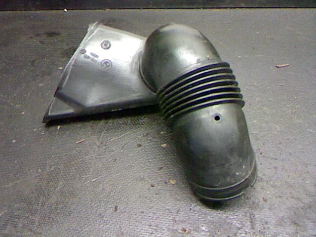 Lichtmaschine /lufthutze BMW 535i Select E39 5er Limousine