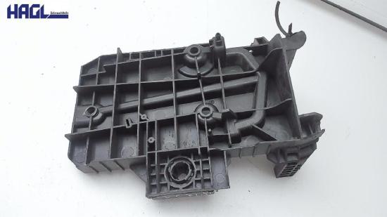 Ablagekasten Batterie 9645693080 Peugeot 407 HDi 135 St-line 6RFN/66FY/66FZ/6RFJ/63FZ/63FY/6XFV/69HZ/ 407 Limousine Bild Ablagekasten Batterie 9645693080 Peugeot 407 HDi 135 St-line 6RFN/66FY/66FZ/6RFJ/63FZ/63FY/6XFV/69HZ/ 407 Limousine