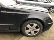 Mercedes W211 S211 E Klasse Kotflügel vorne rechtss Fender Radabdeckung schwarz