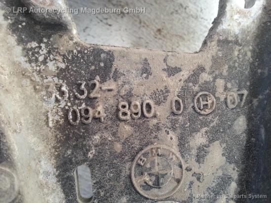 BMW 318i E46 Coupe Bj.2000 Querlenker oben rechts Bild BMW 318i E46 Coupe Bj.2000 Querlenker oben rechts