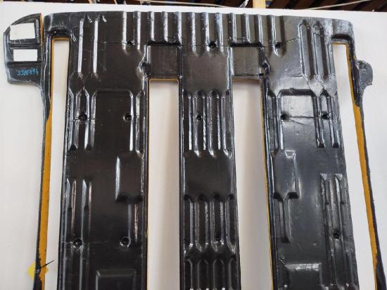 VW T5 Multivan 7H Bodenbelag grau Schienensystem Boden Gummiboden Bild VW T5 Multivan 7H Bodenbelag grau Schienensystem Boden Gummiboden 