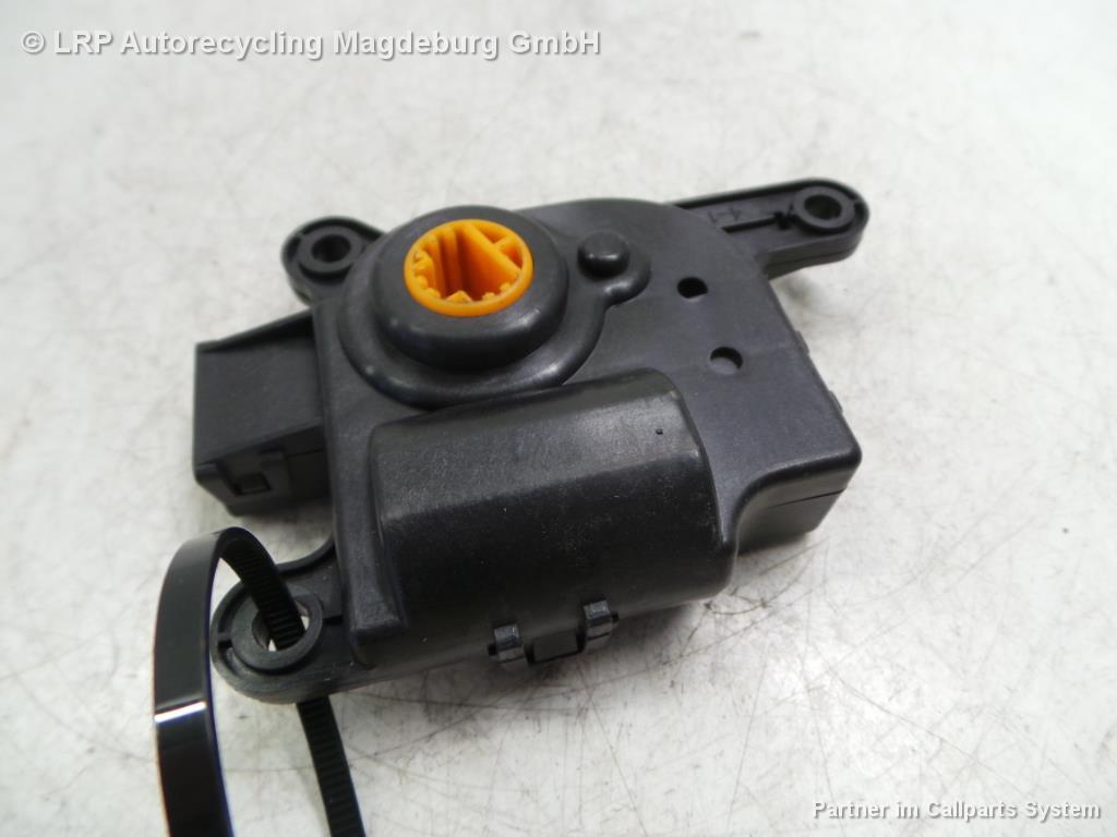 Hyundai i20 PB Bj.11 Stellmotor Heizung WOORY D332-AP6LA Bild Hyundai i20 PB Bj.11 Stellmotor Heizung WOORY D332-AP6LA