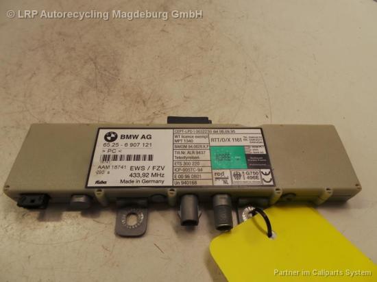 BMW 318i E46 Coupe Bj.2000 Verstärker Antenne 65256907121 Bild BMW 318i E46 Coupe Bj.2000 Verstärker Antenne 65256907121