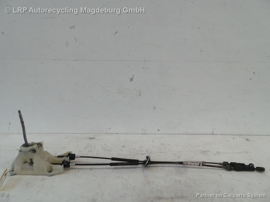 Hyundai i20 PB Bj.11 Schalthebel Schaltseile Schaltzüge 5-Gang 1.3er Bild Hyundai i20 PB Bj.11 Schalthebel Schaltseile Schaltzüge 5-Gang 1.3er